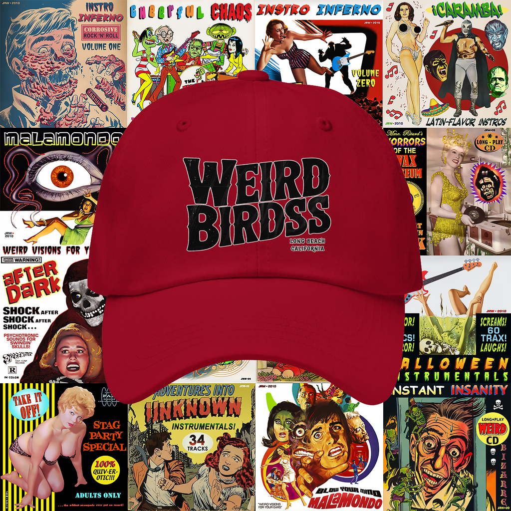 The Casquette "OG frame" de Weird Birds by WEIRD BIRDSS features a red cap over a vibrant mix of vintage pulp and exploitation movie posters with bold titles, retro art styles, and touches of green camo for an eclectic look.