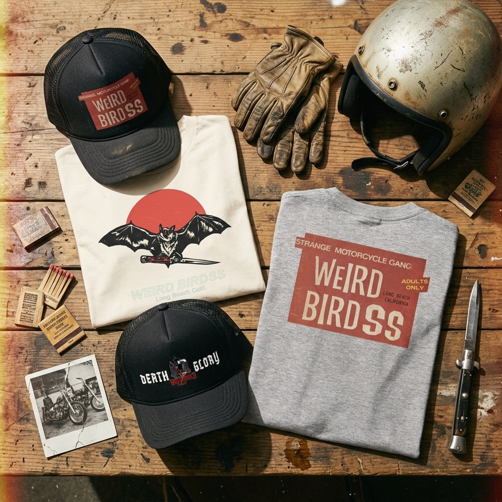T-shirt "Strange motorcycle gang" de Weird Birds
